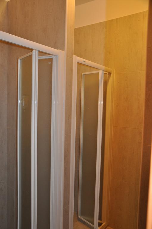 Europa Hostel Portoroz Room photo